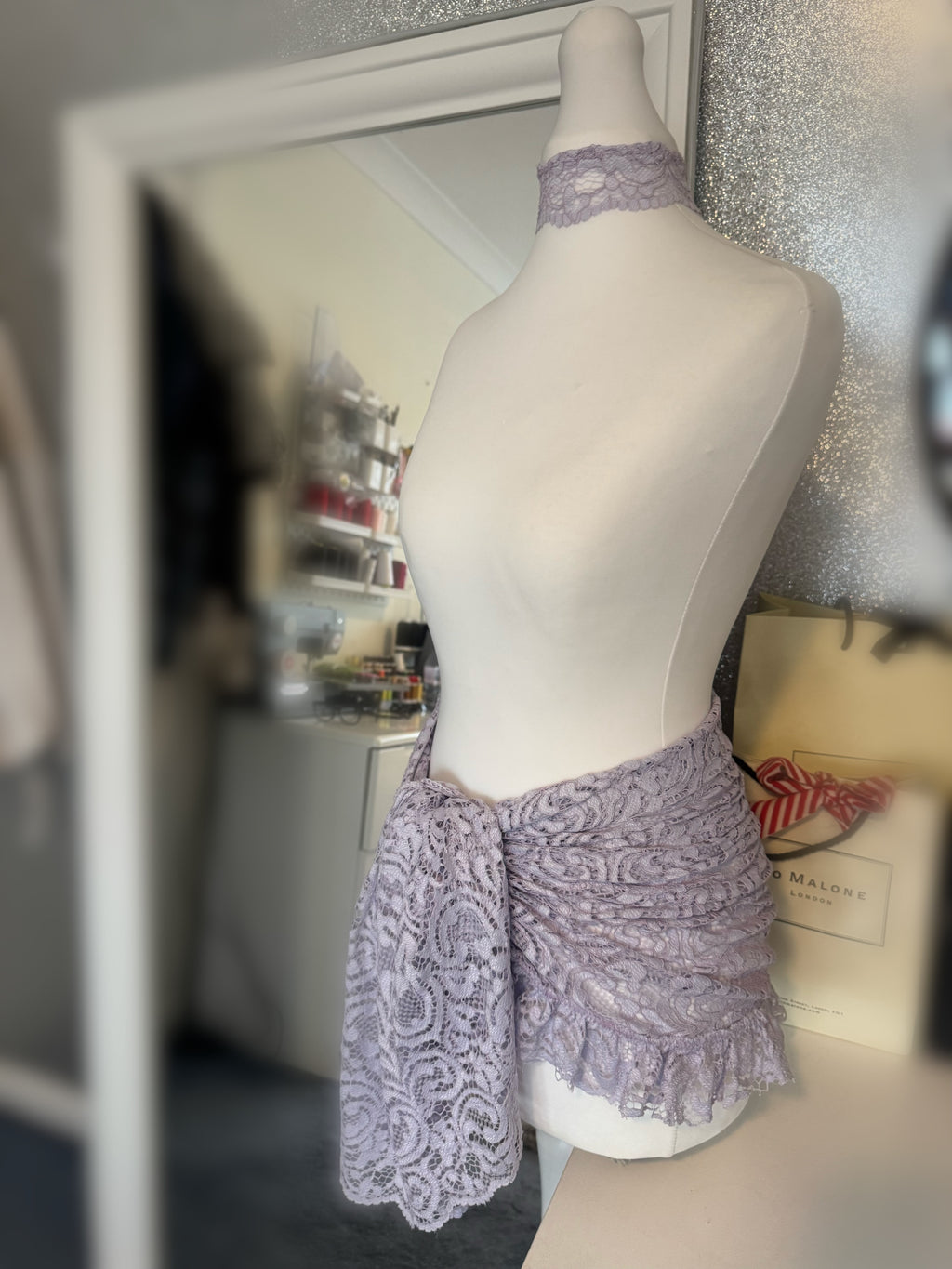 Lilac lace thrill sarong & matching choker